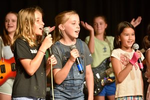 Kids Summer Camps: Charles River Creative Arts Program