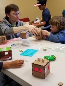 Best summer STEAM programs: Einstein's Workshop