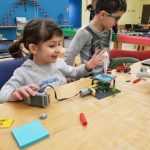 Best summer STEAM programs: Einstein's Workshop